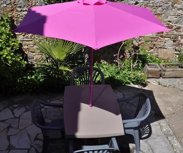 Maison Centre-Ville Avec Cour Privee, Plage A Pied Holiday home